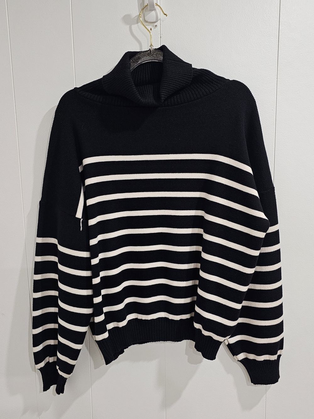 Pistache Italian Knit Sweater S Black Cream Striped Turtleneck Old Money Preppy - Picture 2 of 11